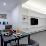 Bed & Breakfast Suite Palermo Apartment 4*