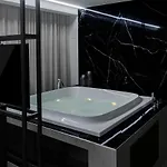 Suite Palermo Apartment 4*