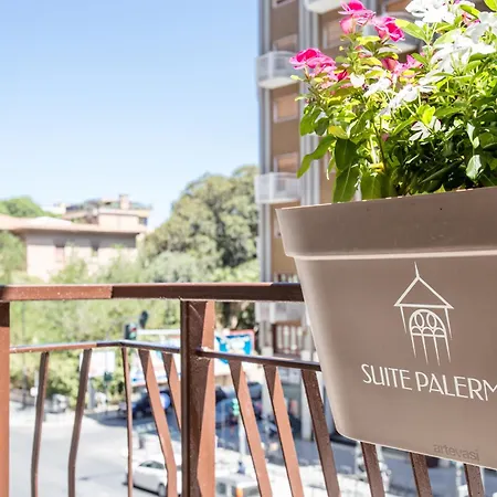 Suite Palermo Apartment 4*
